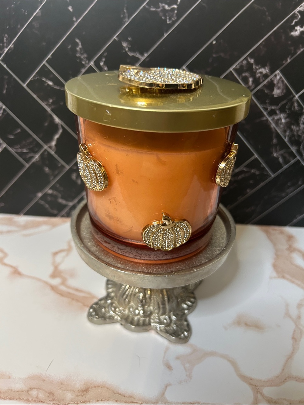 Enchantè Maison Des Bougies Parfumèe Pumpkin spice candle 13oz